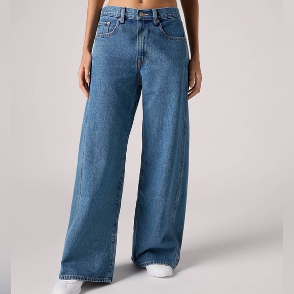 Levi's Denim - Levi's High-rise Wide Leg Jeans - Size 31